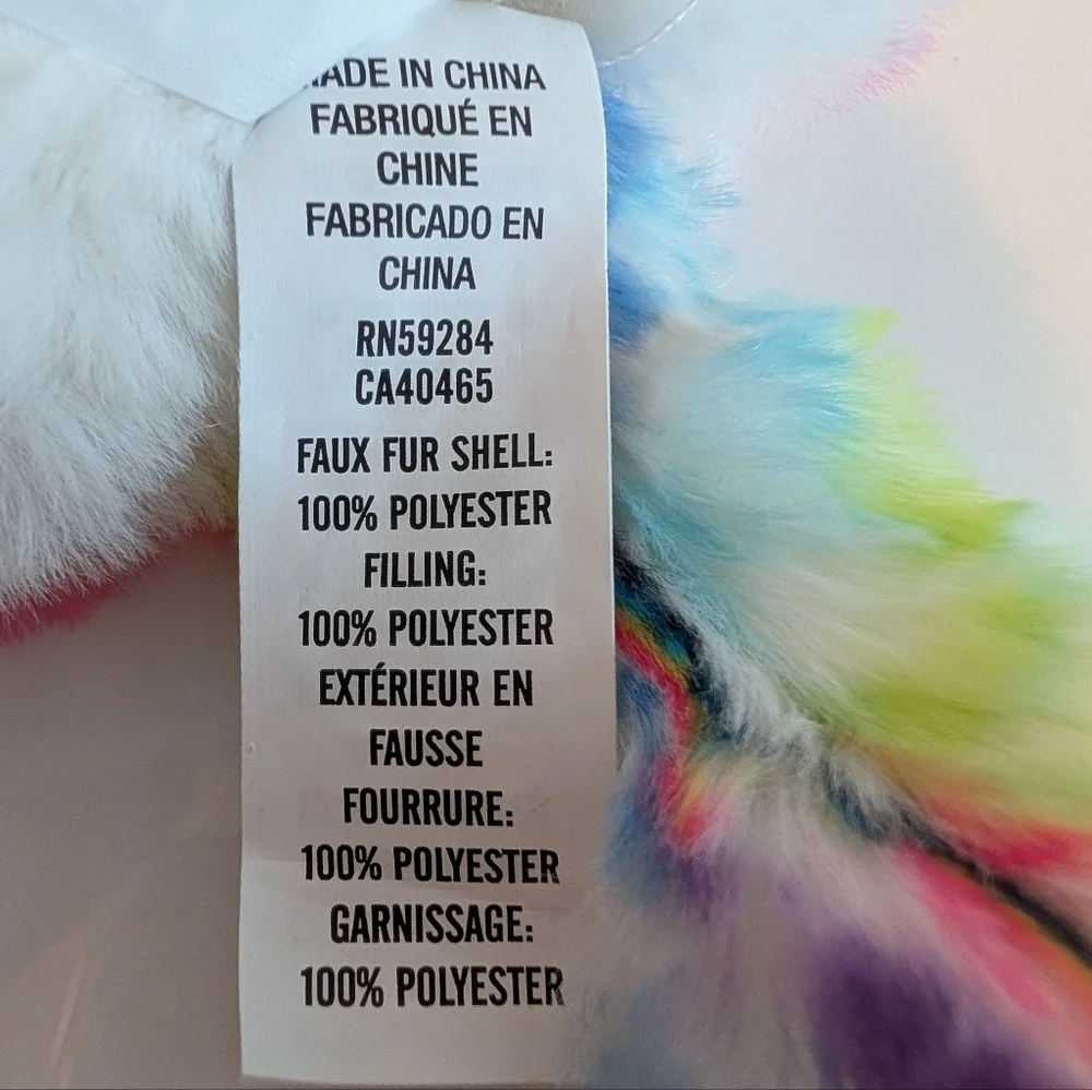 The Children's Place Fluffy Girls Rainbow Heart Ear Muffs One Size.